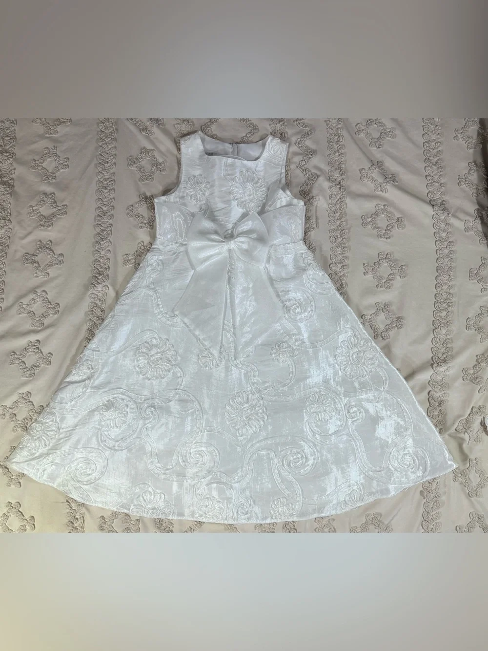 Bonnie Jean White Embroidered Floral Bow Dress for Girls